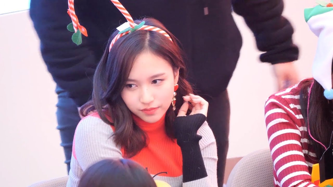171126 트와이스 (TWICE) 팬사인회중 물마시는 [미나] Mina 직캠 Fancam (트와이스팬사인회) by Mera