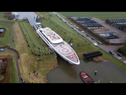 A tight fit when Galactica passed the Macharen lock today
