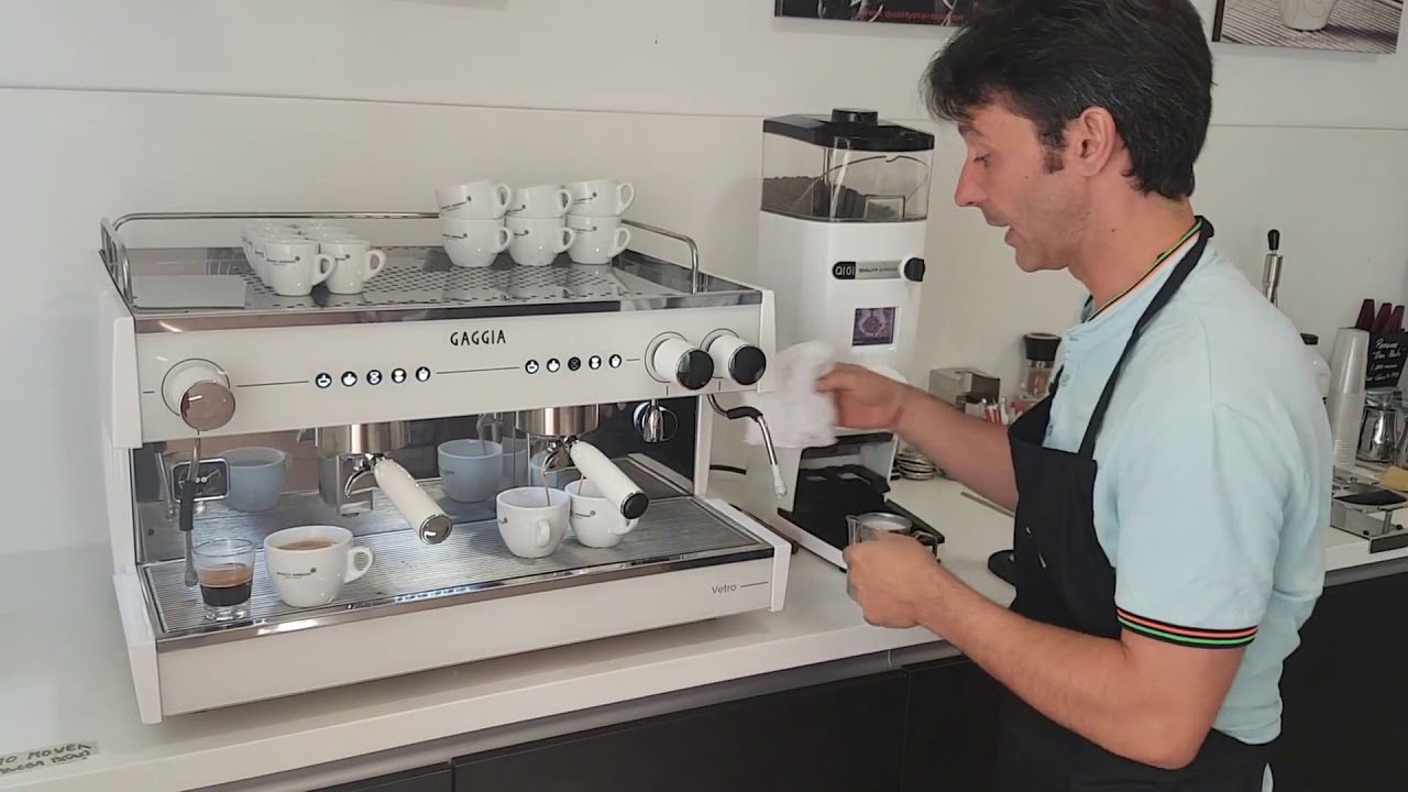 Cafetera Vetro y Bebidas - YouTube