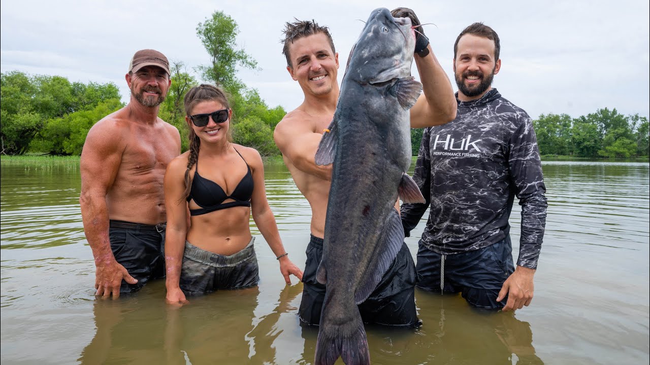 Taking the Seek One Guys out to Grab Catfish! Catfish Noodling 101 Explaining How It Works!