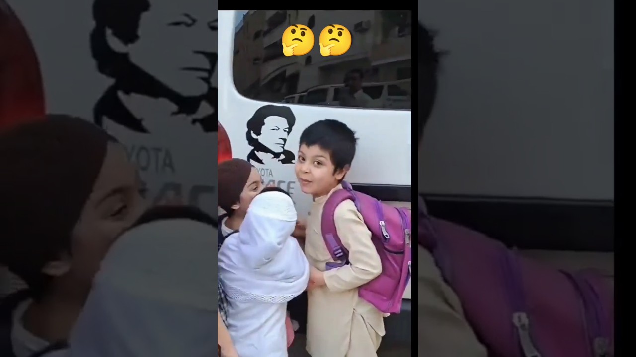 Children Love With Imran Khan ❤️ ❤️