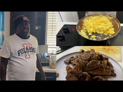 How To Make The Best Scrambled Eggs With Cheese, Steak & Potatoes  