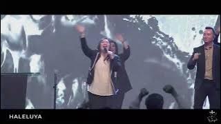 Kukalahkan Musuh Dan Melompat Tembok, Kukenakan Jubah Pujian - Audy Jane