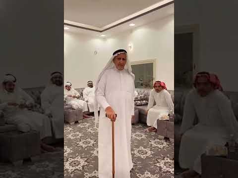 انت ياناقش الحناء بكفك لاتكبر