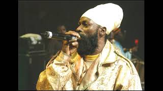 Capleton - Woman Turn Me On (2004) Spin Yuh Roll Riddim