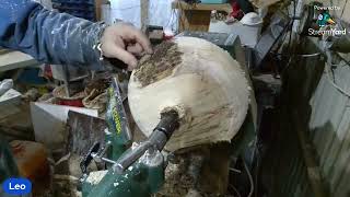 Woodturning an Oak Bowl with Radar the woodturner