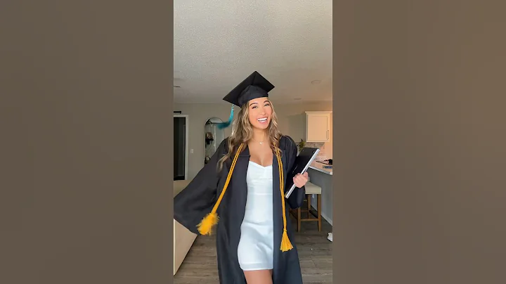 I’m graduating from nursing school!!!