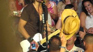 Guitar Giveaway YLGIMS Syracuse 2012 Keith Urban