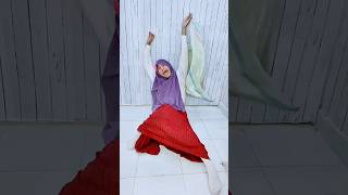 Bungkus Bungkus Aku Dong shorts