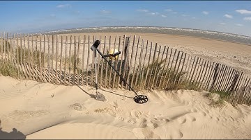 24. Metal Detecting along Greatstone Beach with the Nokta Makro Simplex