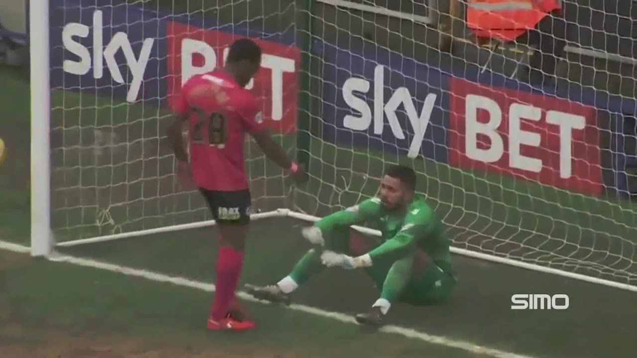 Save of the year   Jordan Archer vs Peterborough United  20 02 2016