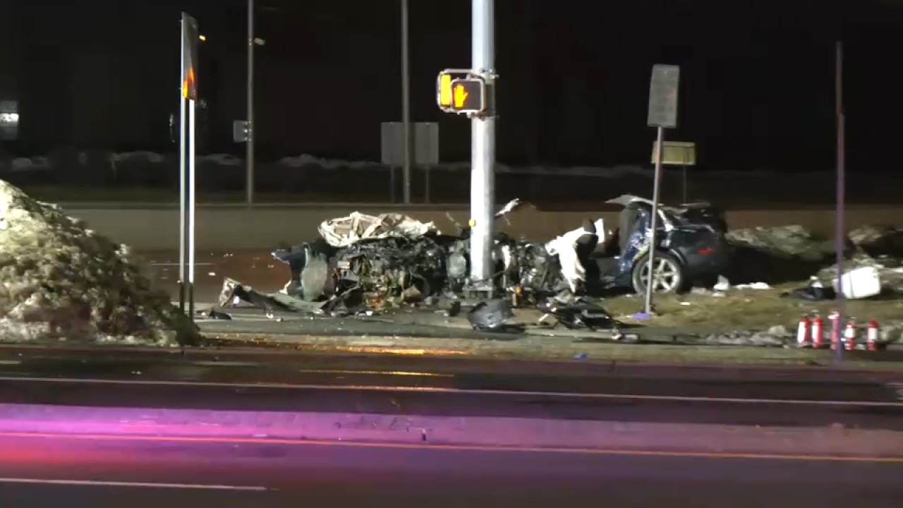 1 dead, 3 hurt in Woodbridge crash