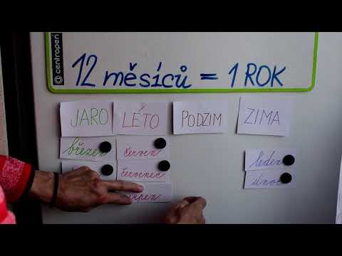 12  Měsíce