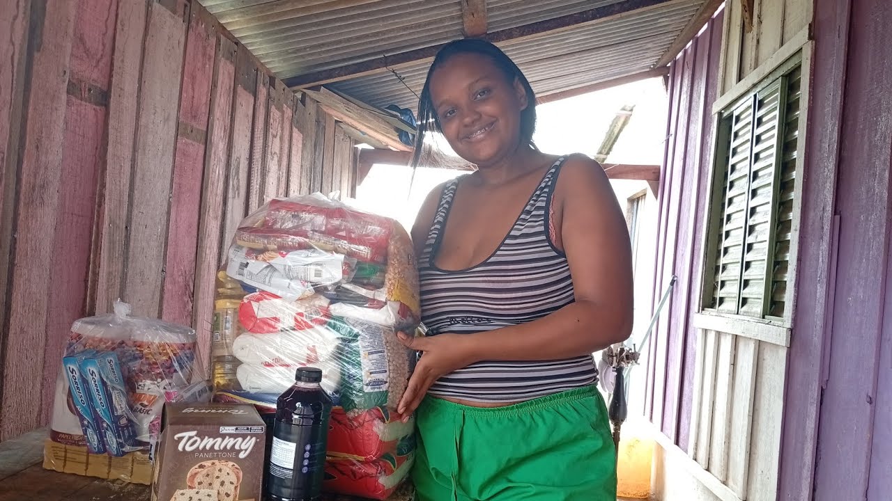 😱🎄 GENTE!!! A CESTA DE NATAL DO CRAS TÁ UM LUXO! MOSTRANDO ITEM POR ITEM!