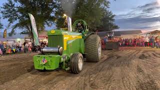 One of the most beautiful pro stock pulling tractors on the planet