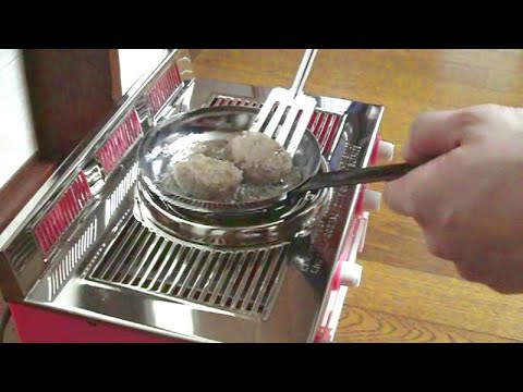 1970s-vintage Japanese toy stove #3 - Hamburg steak (Edible / can eat)