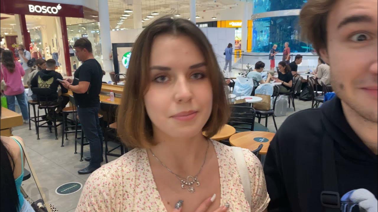 С кем сейчас встречается акулич