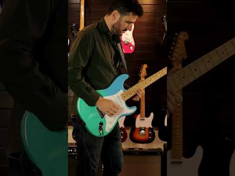 Guitarra SX Stratocaster