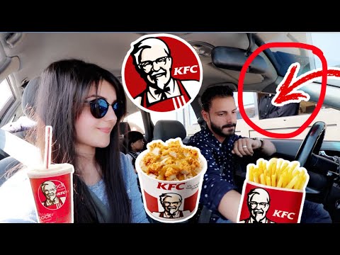 خلينا موظف المطعم يحدد اكلنا ماتوقعنا هيك تكون ردة فعلو عصام ونور 