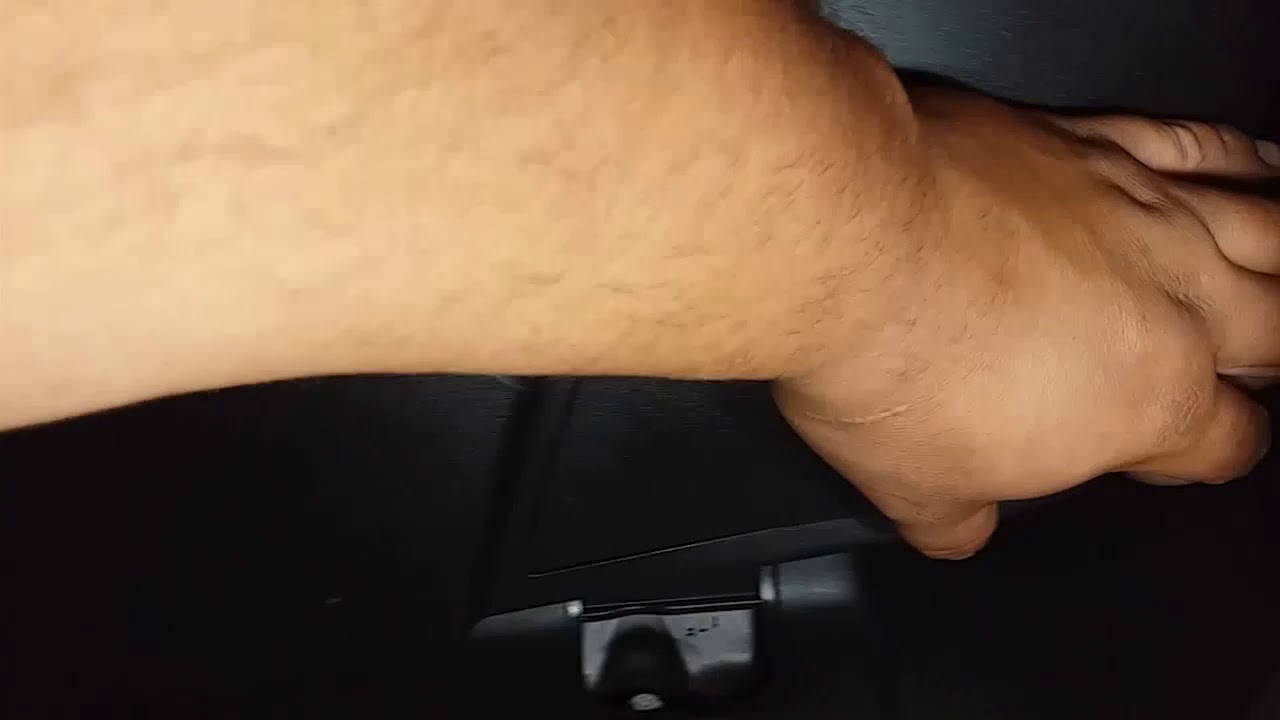 like a prayer How to: Remove the Driver seat on a 2007 Chevrolet Silverado