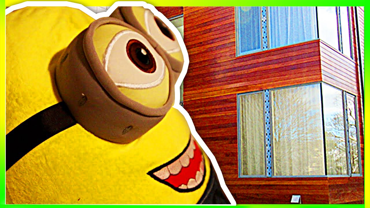 ARRIVING AT THE HOUSE OF ZOMBIES!!!