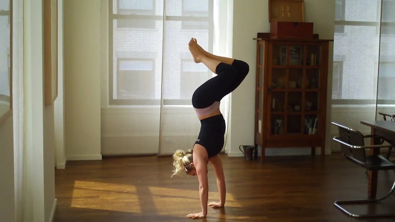 Yoga Crow Pose To Handstand Yoga Crow Pose To Handstand