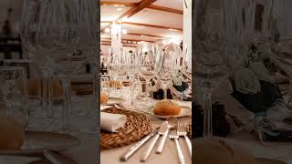 🌿¿Un toque rústico, floral, dando protagonismo a la cristalería...? Tú decides en tu boda