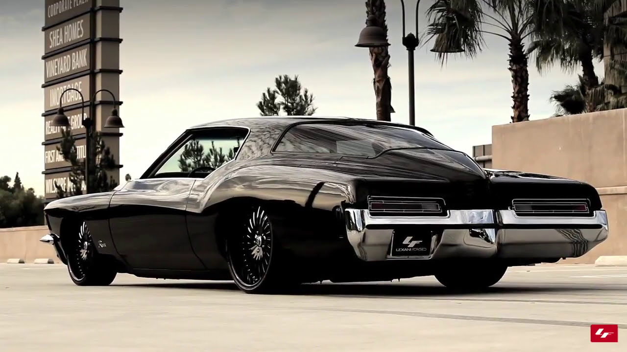 1972 Buick Riviera On Some Crazy Rims - YouTube