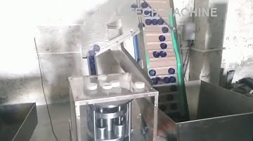 Automatic cap folding machine