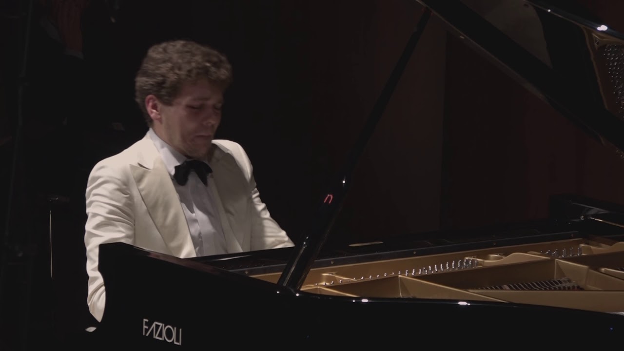 Szymon Nehring: Schubert Fantasie in C major "der Wanderer"