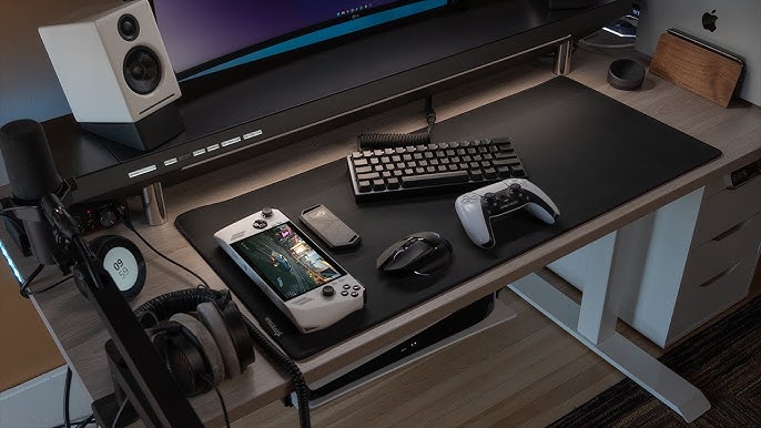 17 COOLEST Gaming and PC Accessories That Are Worth Buying 