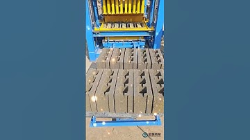 QT4 25B #blockmakingmachine #brickmachine #concretemachinery #hollowblock #cementblockmakingmachine