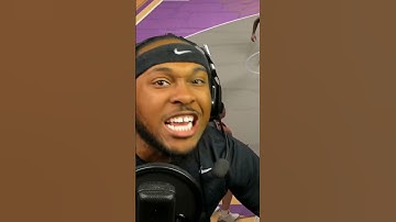 BRADLEY BEAL “VERSATILE OFFENSIVE FORCE” BUILD IS A GLITCH on NBA 2K23!