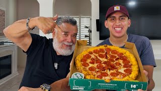 Kevin Eats PAPA JOHNS , NEW CHEDDAR 🧀 CRUST PIZZA 🍕