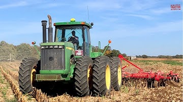 JOHN DEERE 9300 4wd Tractor Working on Fall Tillage