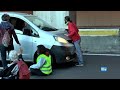 Roma, nuovo blocco stradale di Ultima Generazione: automobilisti inferociti sul Gra altezza...