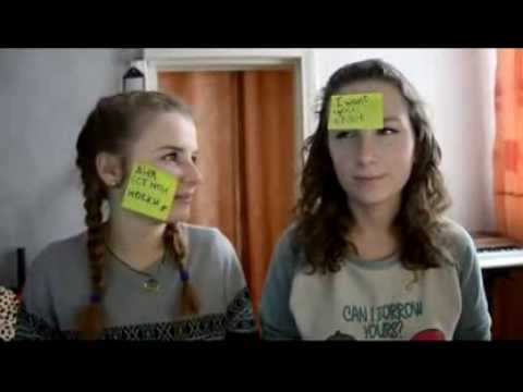 игра слово на лоб как называется. игра слово на лоб как называется. бумажка на лоб. андрей аверин демис карибидис.