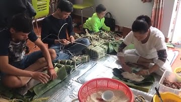 Gói bánh ngày tết - Tết Việt nam - Phong tuc ngay Tet Viet Nam