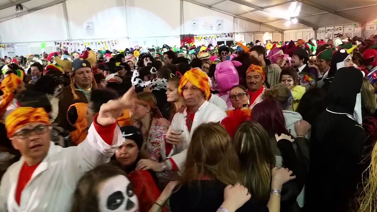 La Granvillaise au Bal à Papa du Carnaval de Granville