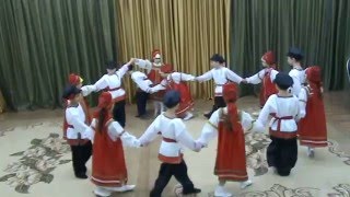 Русский хоровод (Russian dance)