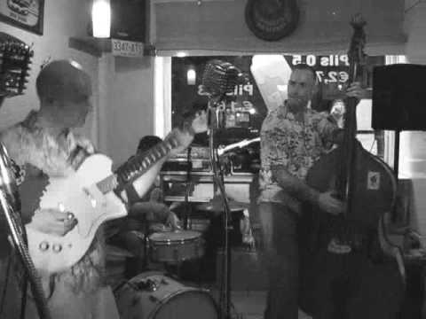 YOU'RE MY BABY (Roy Orbison Song) Hot'n'Cold ROCKABILLY live im Mr. Perfect Hamburg 11.07.2009