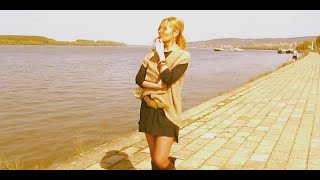 Leonard Cohen ๑๑ Here It Is ๑๑ Castle Production