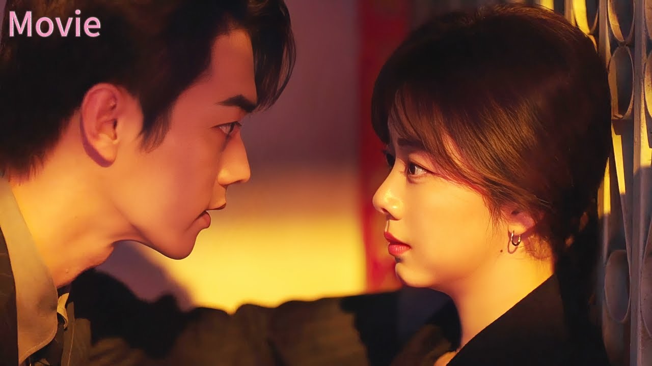 Игра на грани! CEO прижимает девушку к стене—требует ответа! 🔥