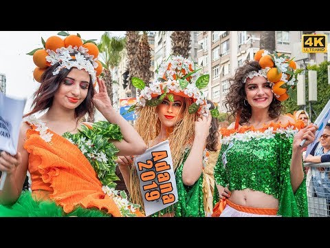 Video: Ailenizle Karnaval Nasıl Kutlanır
