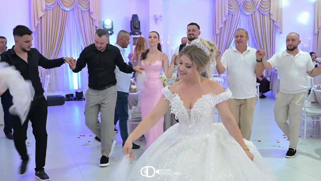 Juli Tollozhina - Kolazh Popullor  Dasma Shqipetare 2025 Ervis & Risilda 4K