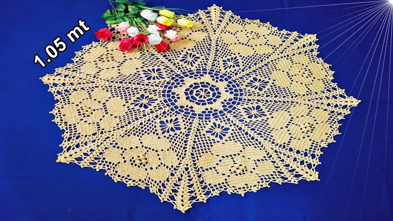 TOALHA REDONDA OU TAPETE EM CROCHÊ FILÉ ROSAS DELICADAS ZAZÁ 