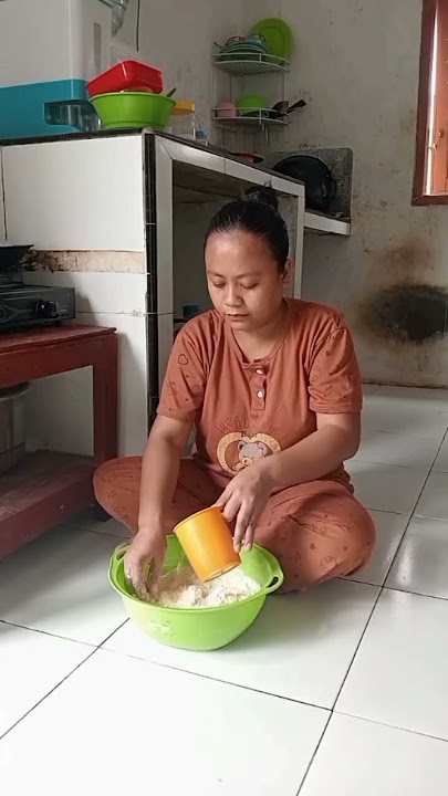 bikin roti goreng isi kelapa atau untuk untuk
