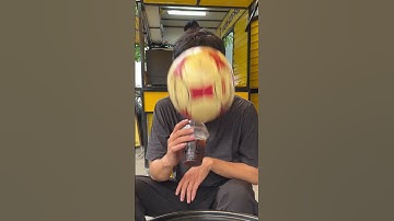 Cười té ghế với những tình huống hài hước khi uống cafe