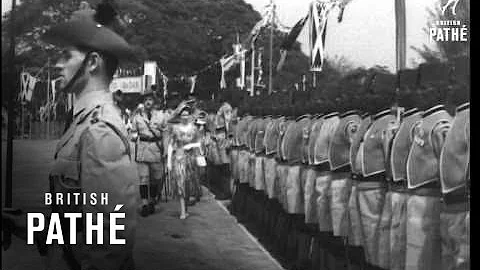 Queen Leaves Lagos And Arrives In Ibadan (1950)