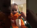 HOW BABY REACTS WHEN EATING POTATO PURÉE